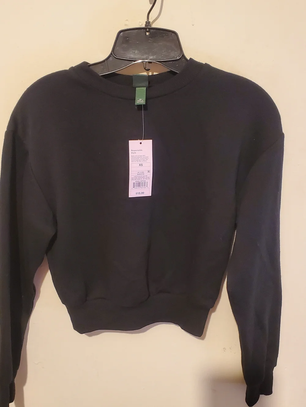 Black Cropped Crewneck Sweatshirt